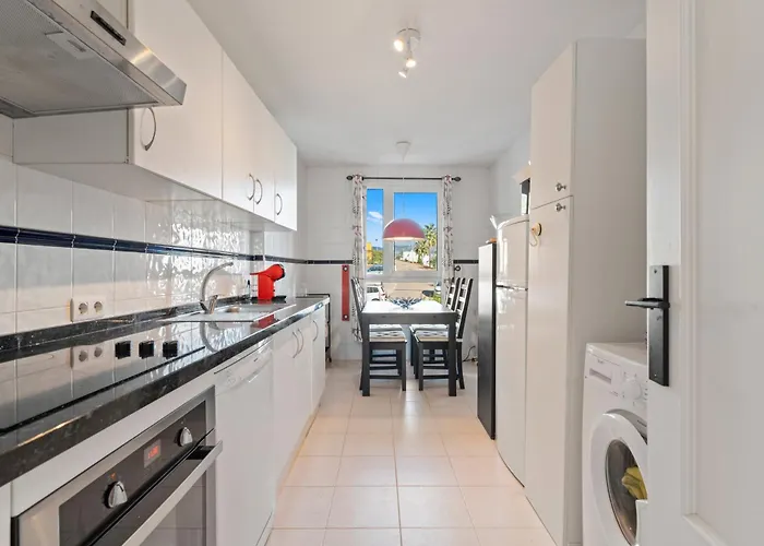 Sea View Flat Close To The Appartement *