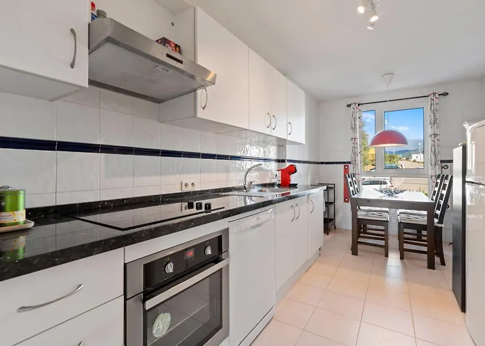 Sea View Flat Close To The Appartement Estepona