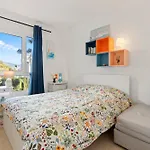 Sea View Flat Close To The Estepona