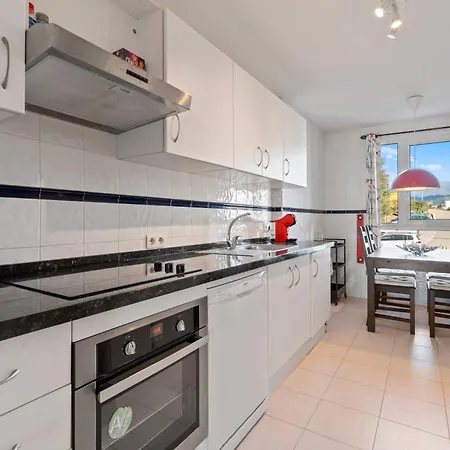 Sea View Flat Close To The Apartment Estepona