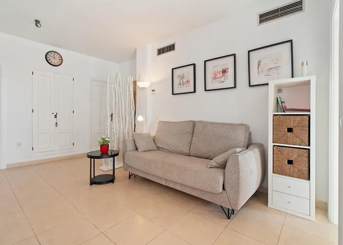 Sea View Flat Close To The Apartment *